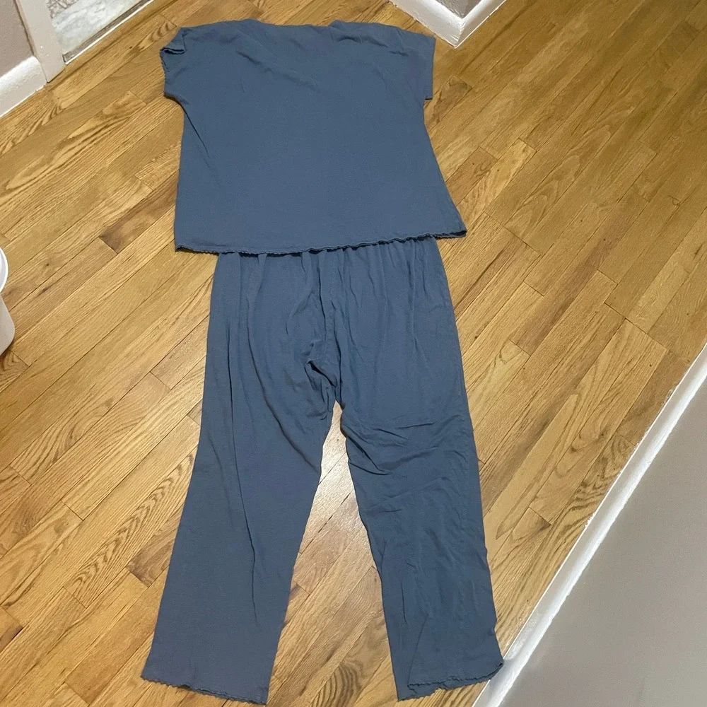 Eileen Fisher eileen fisher
